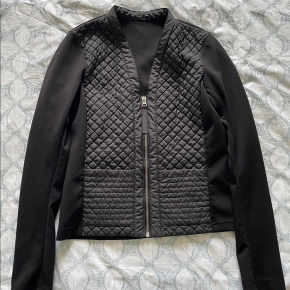 Black lululemon jacket - Picture 2 of 5